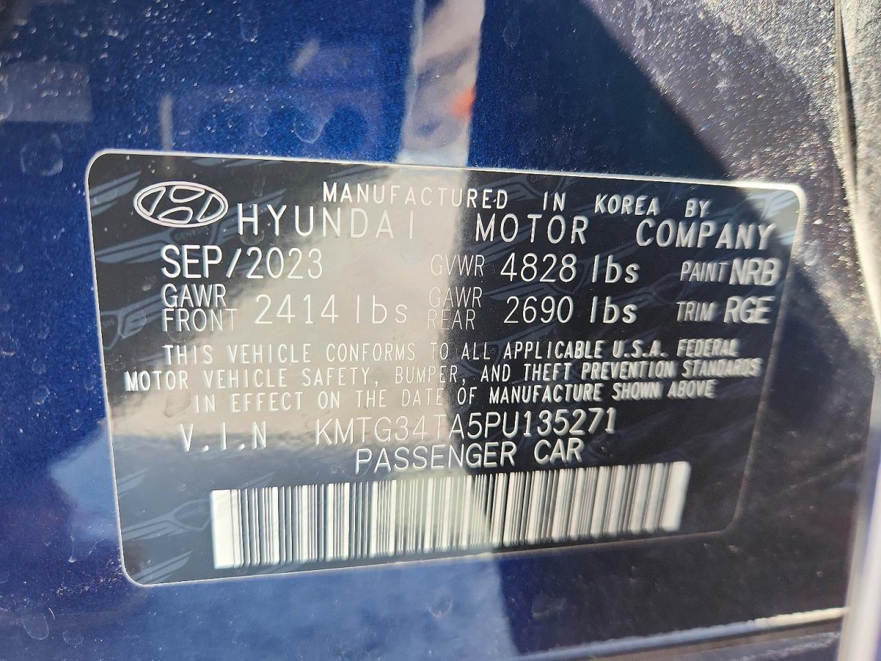 2023 Genesis G70 2.0T - zdjęcie 12