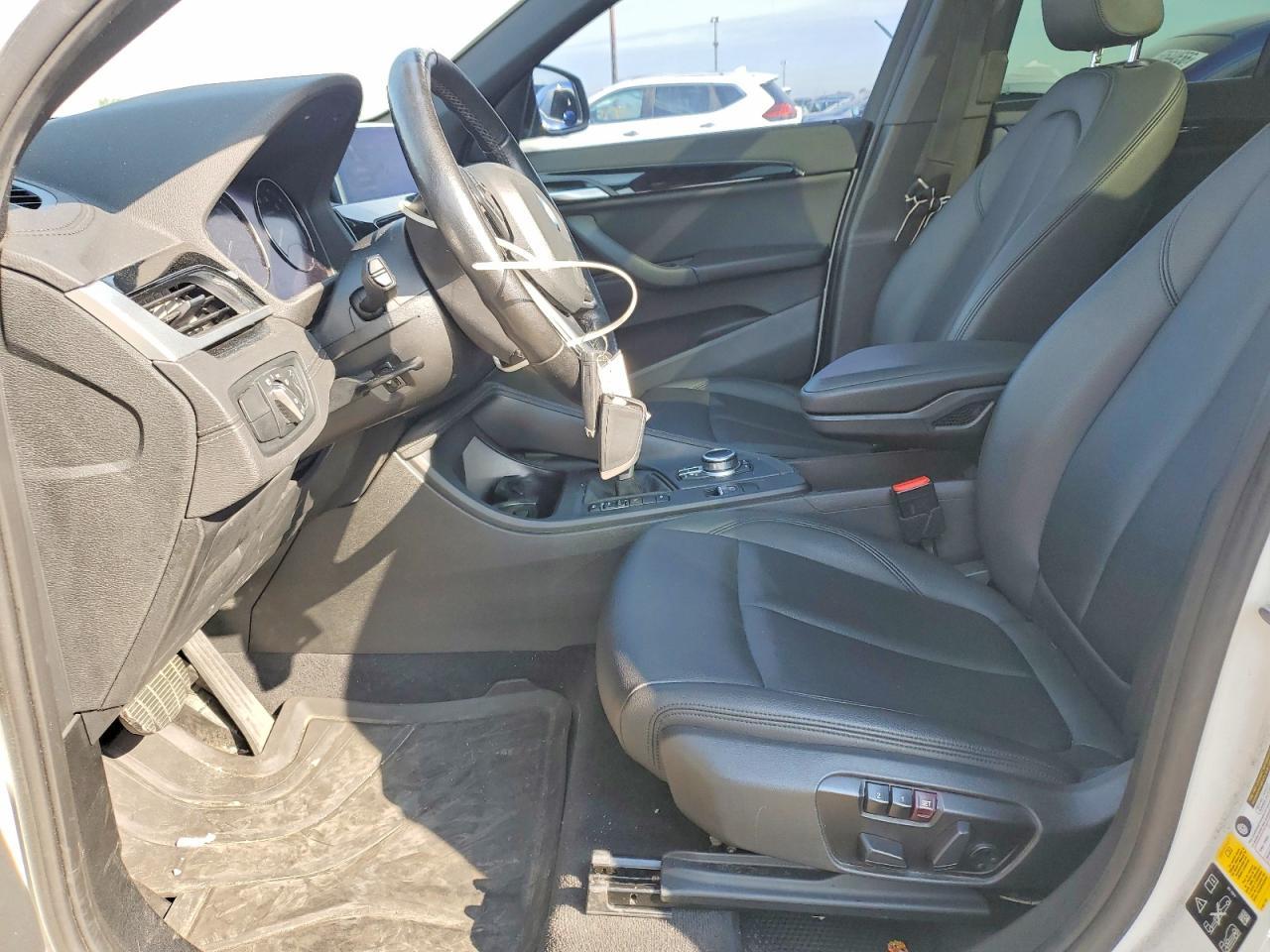 2021 BMW X1 xDrive28I - zdjęcie 7