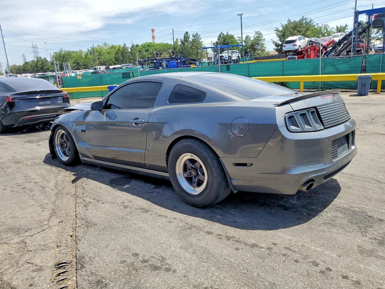 2013 Ford Mustang Gt - zdjęcie 2