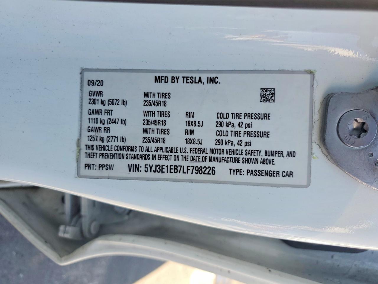 2020 Tesla Model 3 - zdjęcie 13