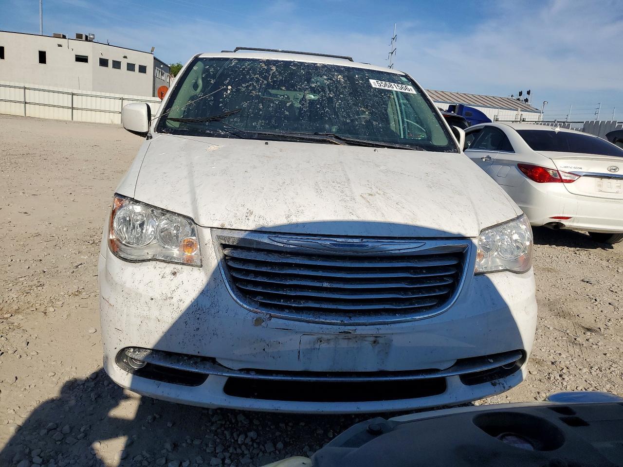 2015 Chrysler Town & Country Touring - zdjęcie 5