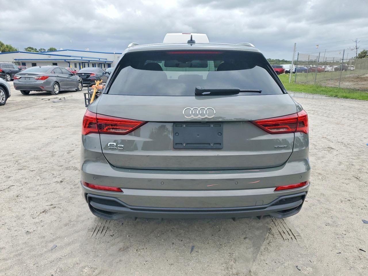 2024 Audi Q3 Premium S Line 45 - zdjęcie 6