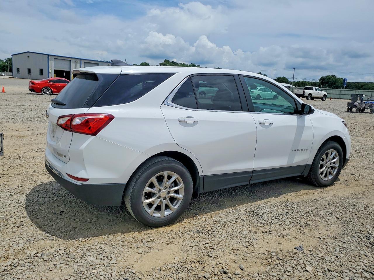 2021 Chevrolet Equinox Lt - zdjęcie 3
