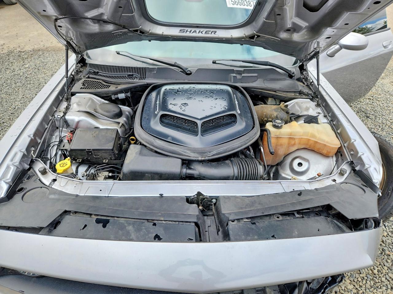 2016 Dodge Challenger R - zdjęcie 11