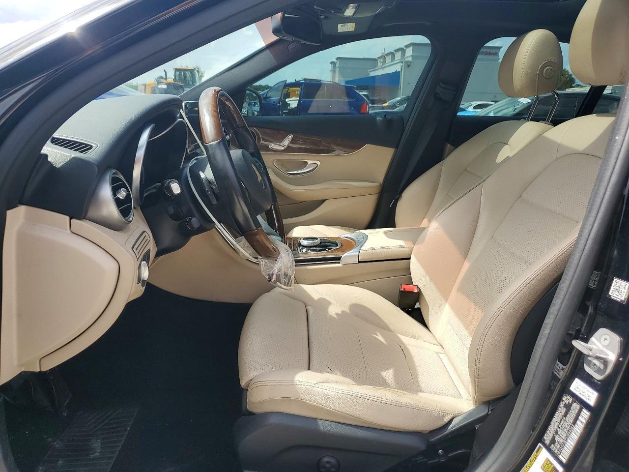 2018 Mercedes-Benz C 300 - zdjęcie 7