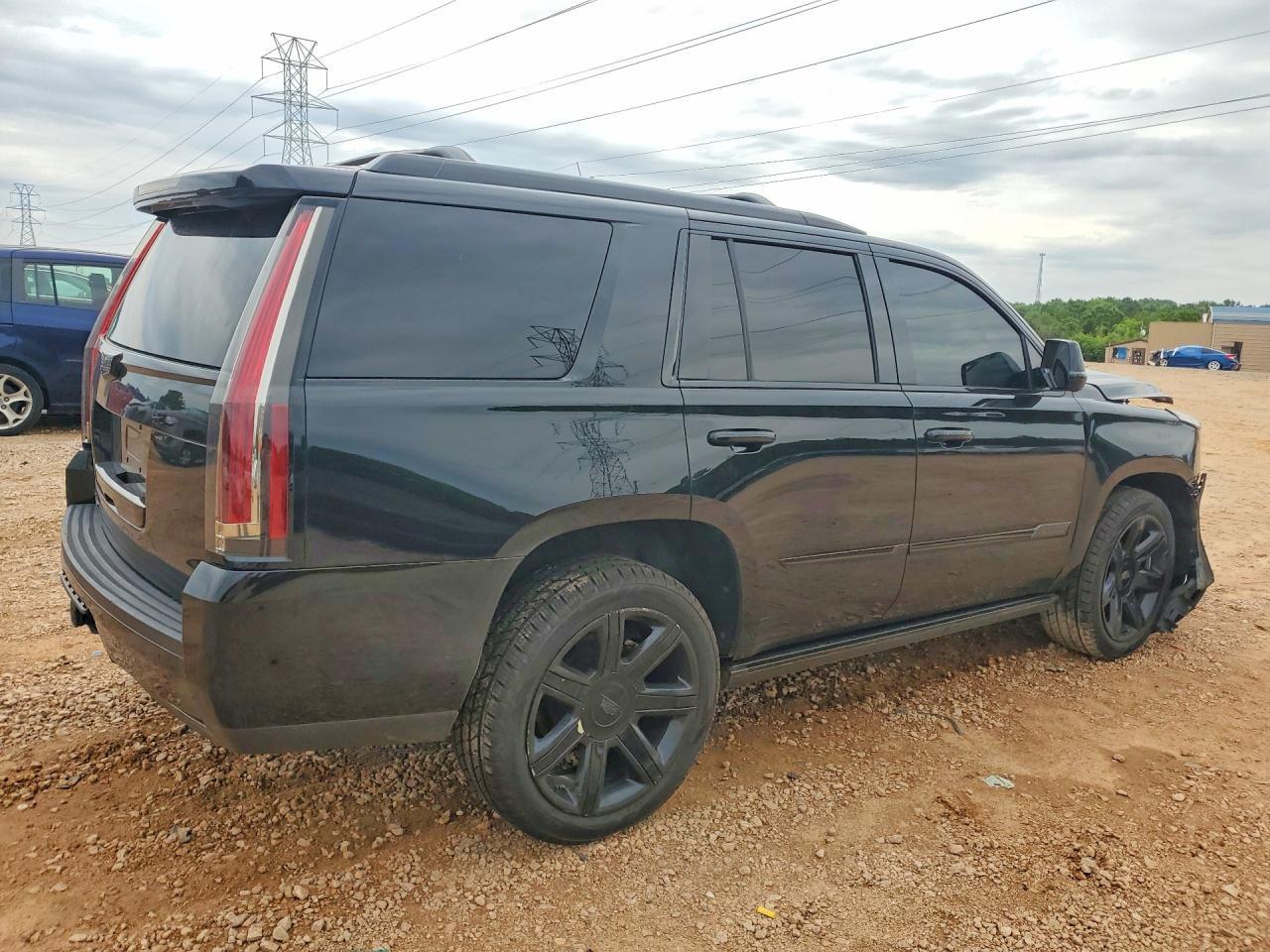 2016 Cadillac Escalade Premium - zdjęcie 3