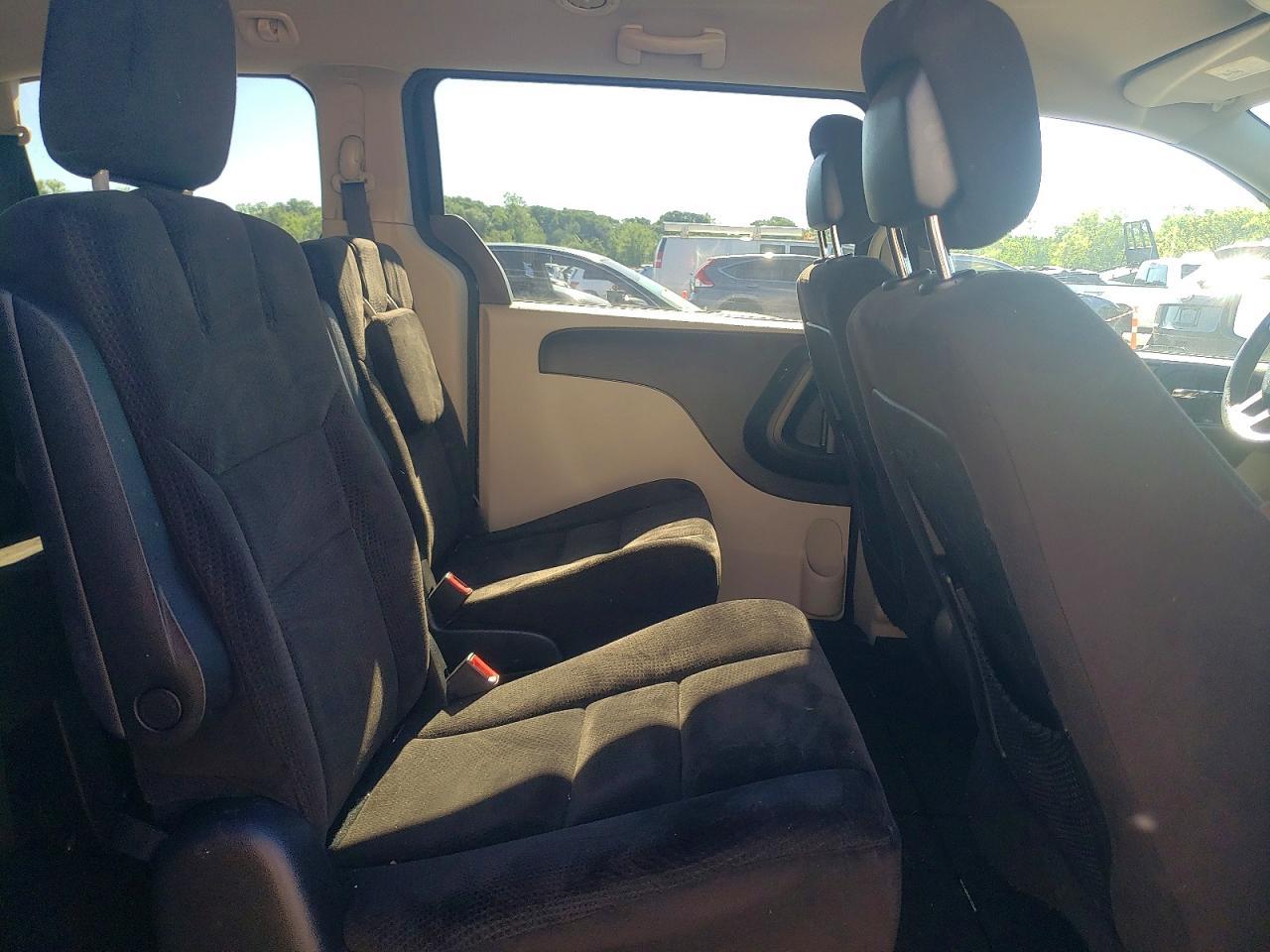 2014 Dodge Grand Caravan Sxt - zdjęcie 11