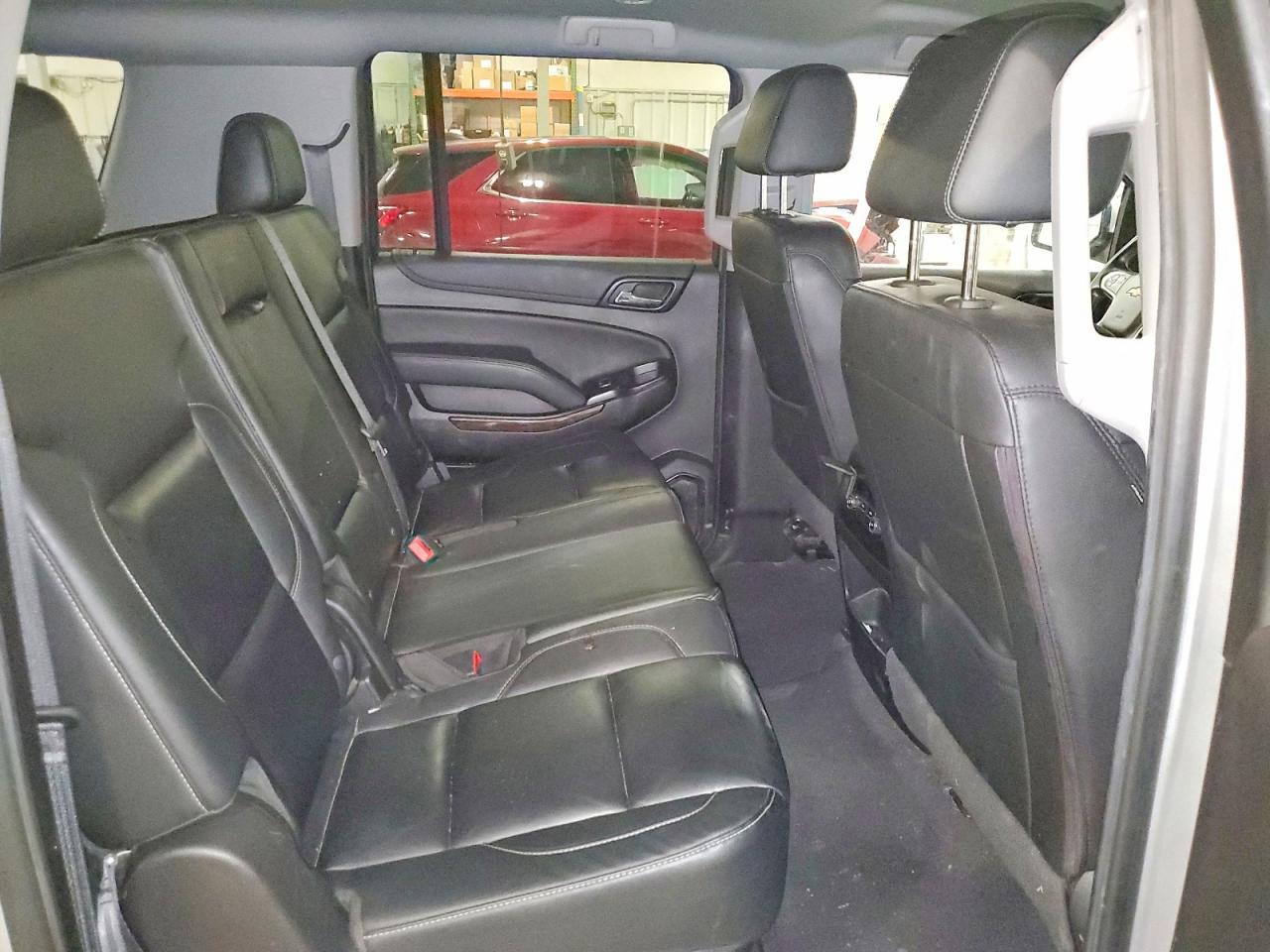 2019 Chevrolet Suburban K1500 Lt - zdjęcie 11
