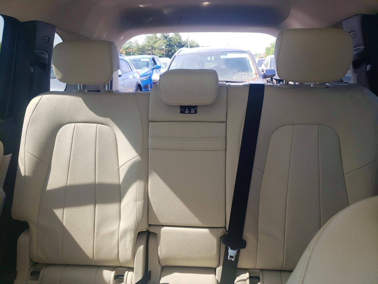 2022 Mercedes-Benz Glb 250 4Matic - zdjęcie 10