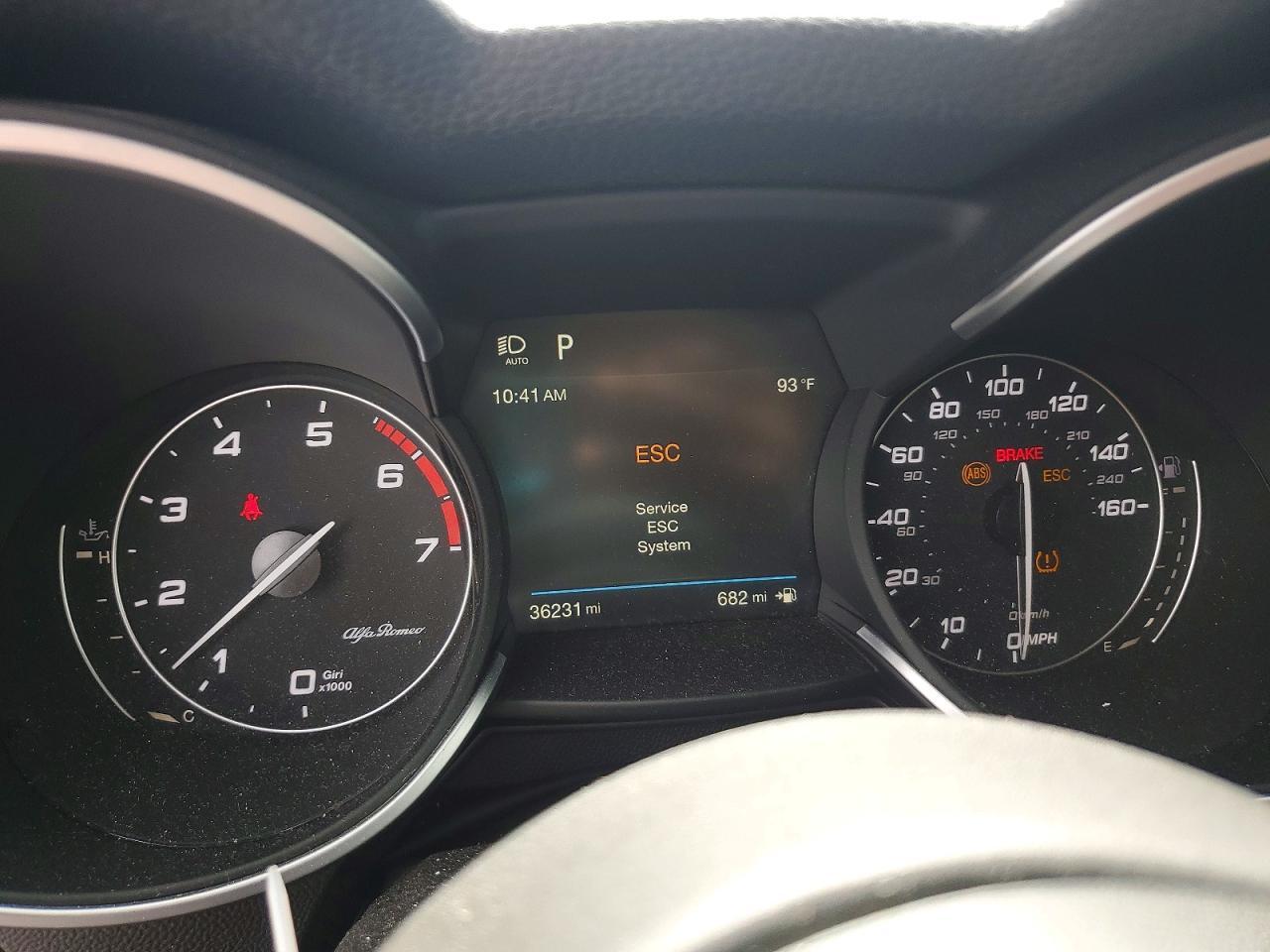 2019 Alfa Romeo Stelvio Ti - zdjęcie 9