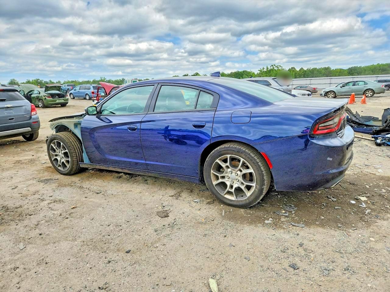 2015 Dodge Charger Sxt - zdjęcie 2