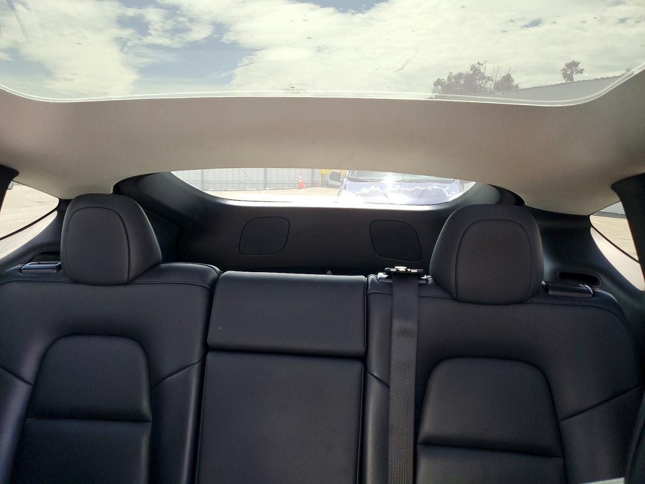 2021 Tesla Model Y - zdjęcie 10