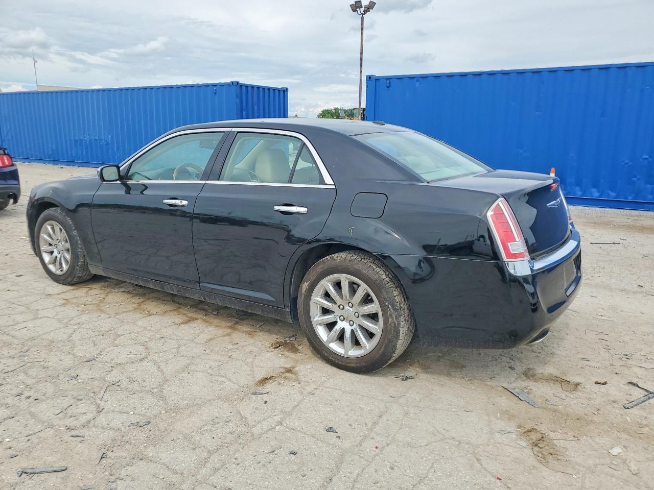 2014 Chrysler 300C - zdjęcie 2