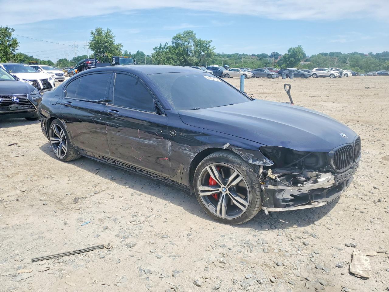 2016 BMW 750 I - zdjęcie 4