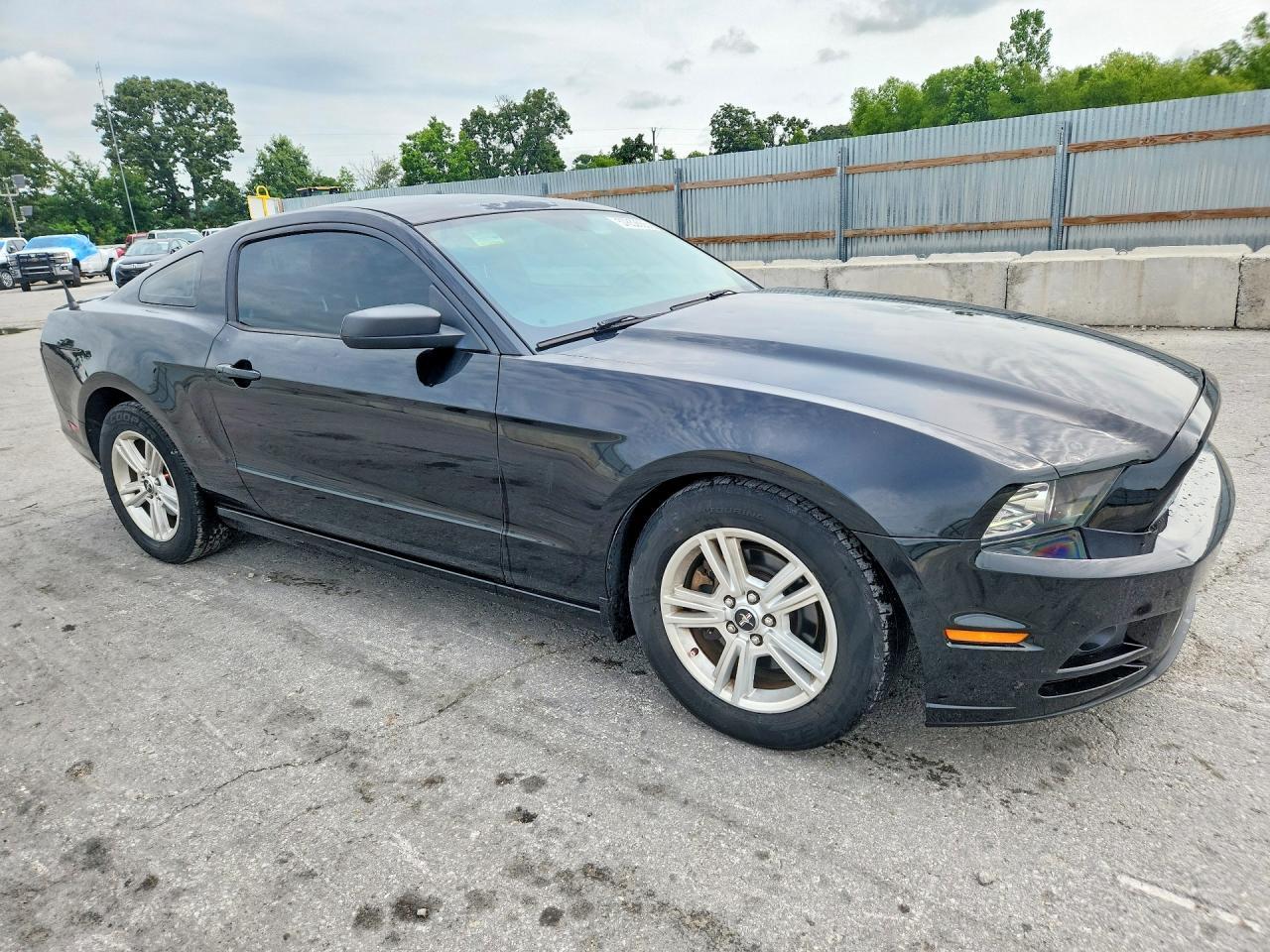 2014 Ford Mustang - zdjęcie 4
