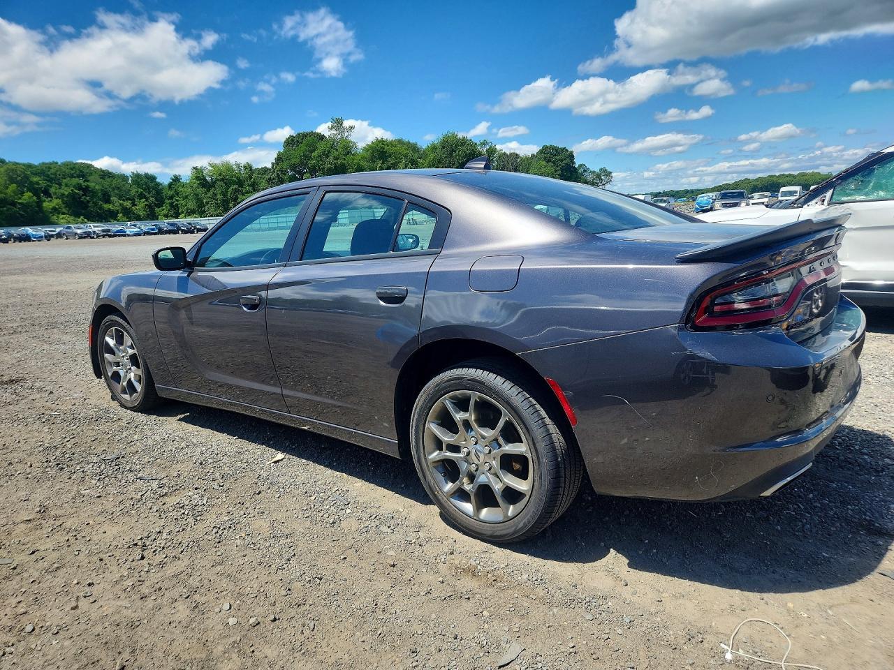 2017 Dodge Charger Sxt - zdjęcie 2