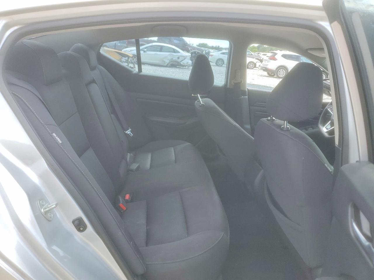 2019 Nissan Altima S - zdjęcie 10