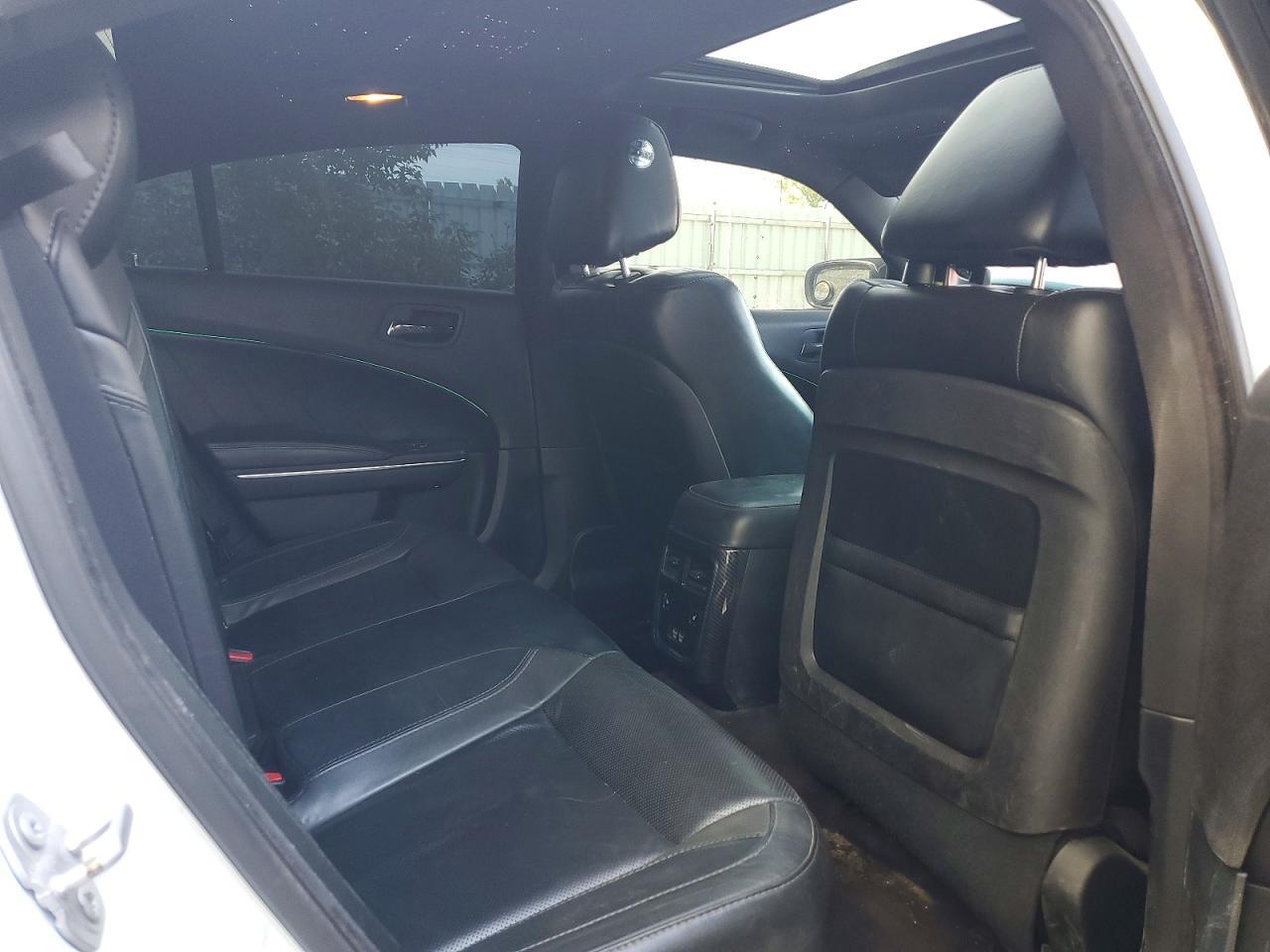 2016 Dodge Charger Sxt - zdjęcie 11