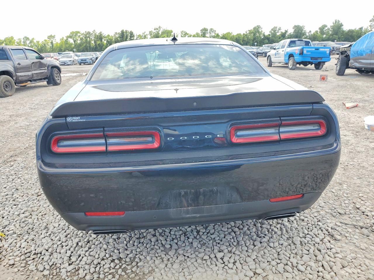 2023 Dodge Challenger R/T - zdjęcie 6