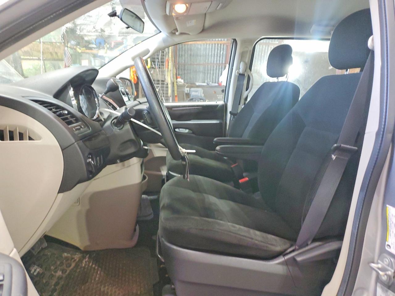 2016 Dodge Grand Caravan Se - zdjęcie 7