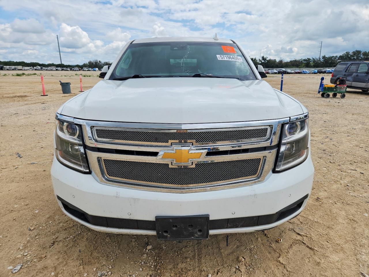 2016 Chevrolet Suburban C1500 Lt - zdjęcie 5