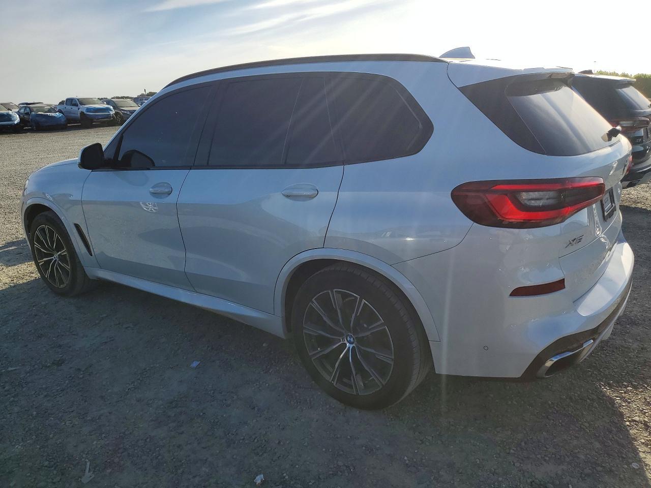 BMW X5 - zdjęcie 2