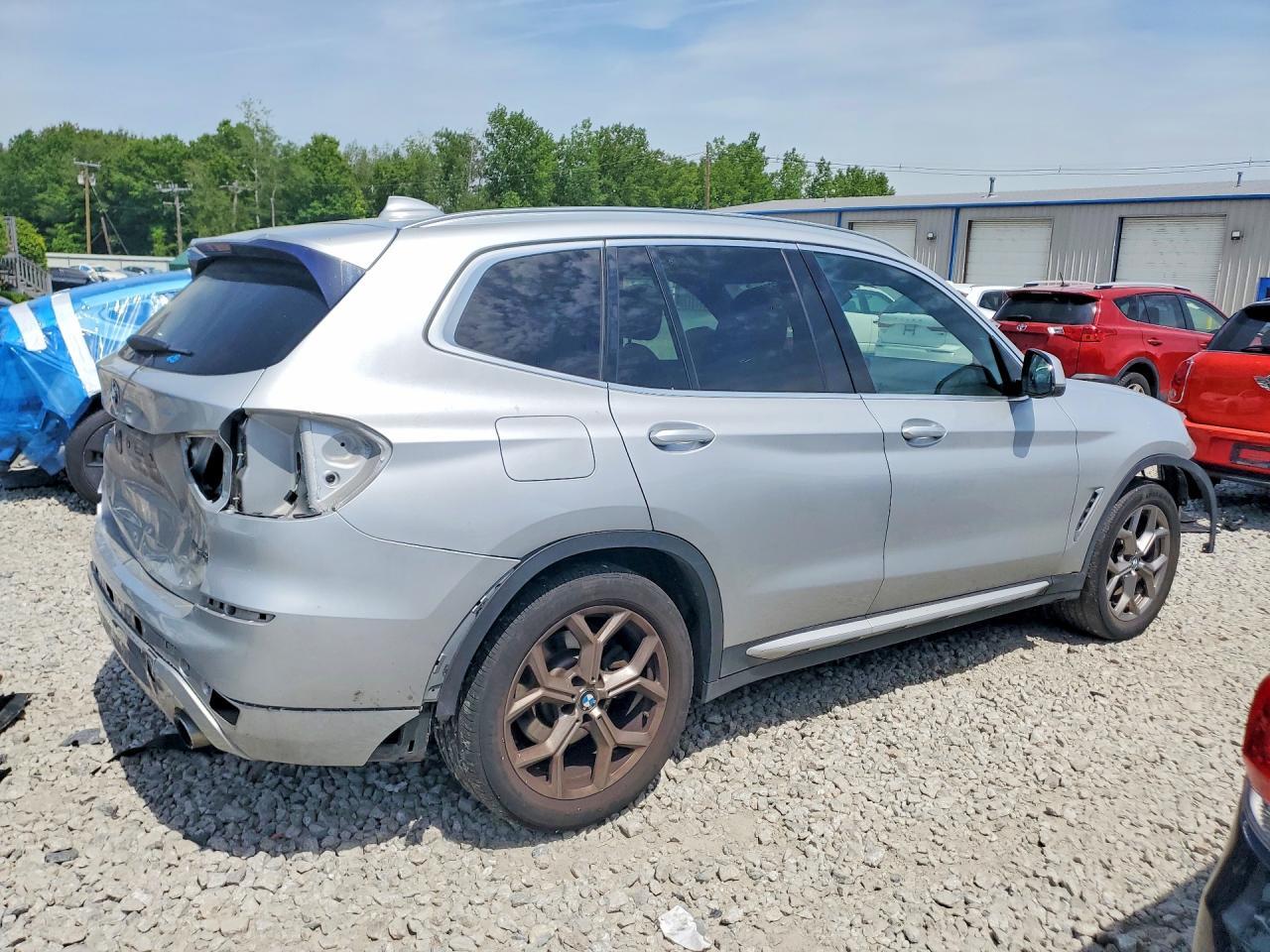 2021 BMW X3 xDrive30I - zdjęcie 3