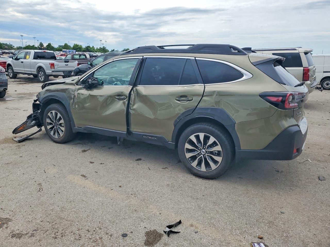 2025 Subaru Outback Limited - zdjęcie 2