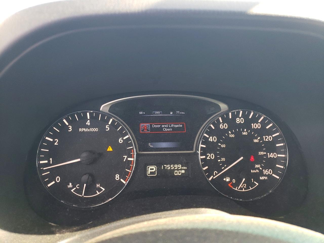 2015 Nissan Pathfinder S - zdjęcie 9