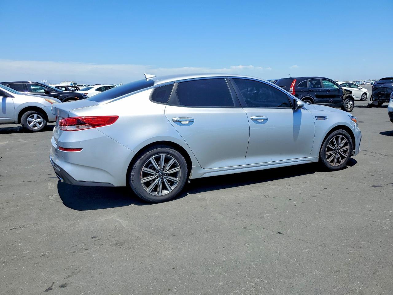 2019 Kia Optima Lx - zdjęcie 3