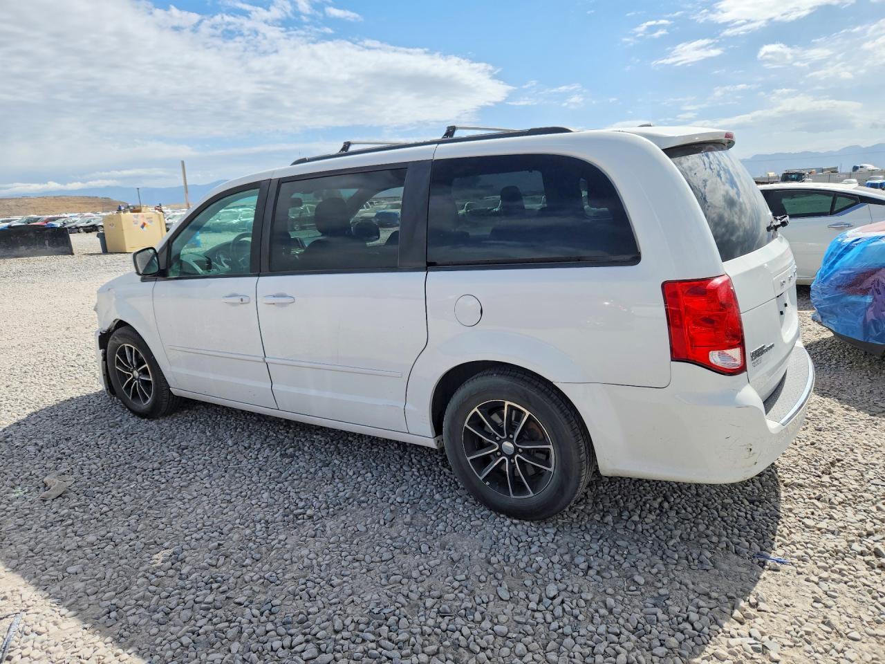 2017 Dodge Grand Caravan Gt - zdjęcie 2
