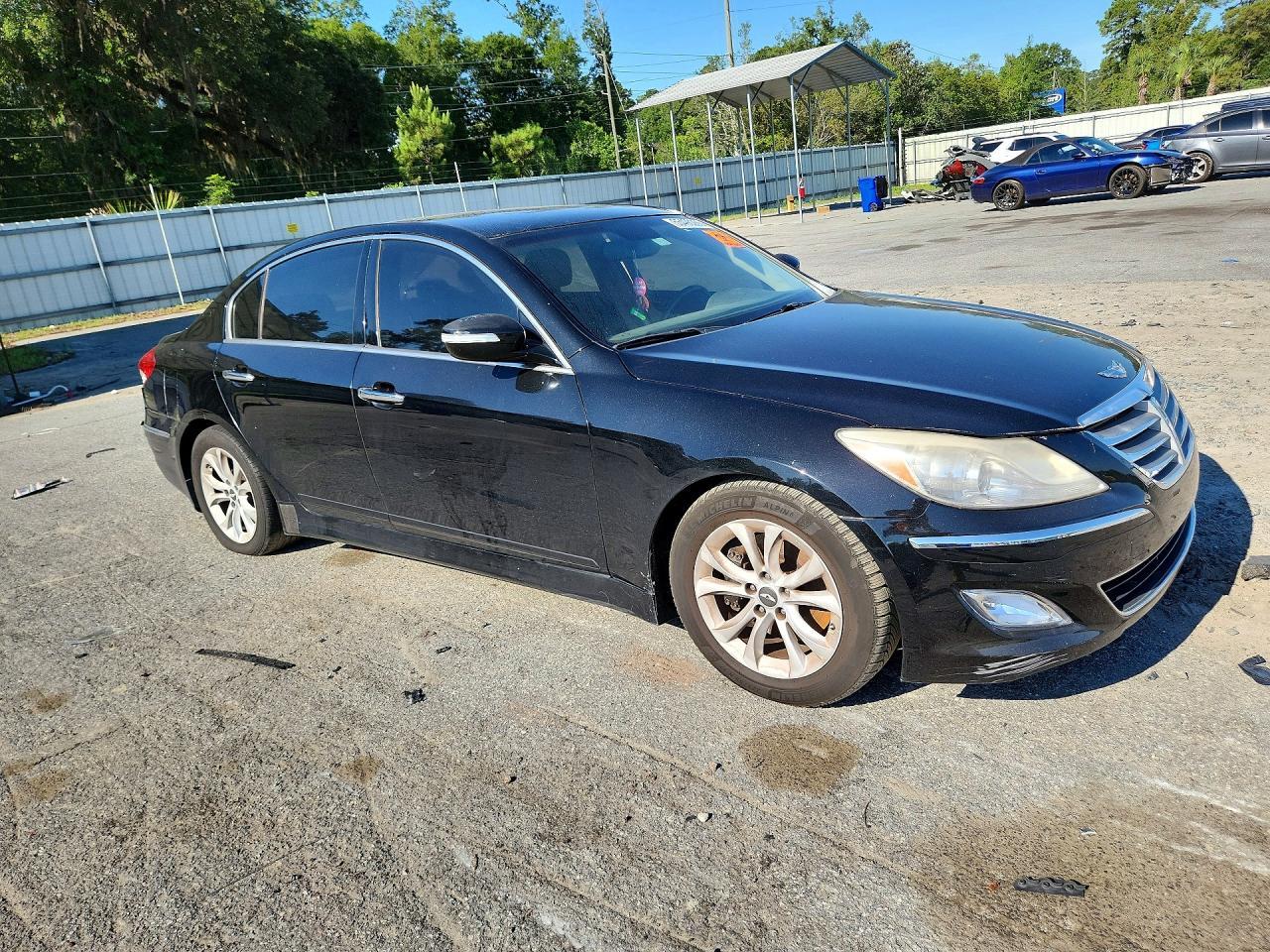 2013 Hyundai Genesis 3.8L - zdjęcie 4