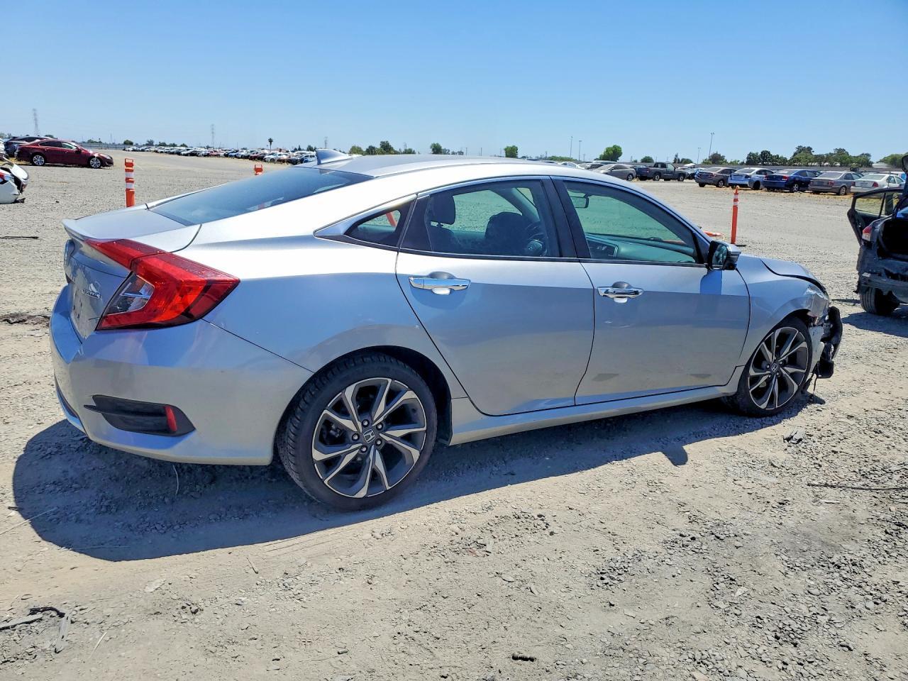 2020 Honda Civic Touring - zdjęcie 3