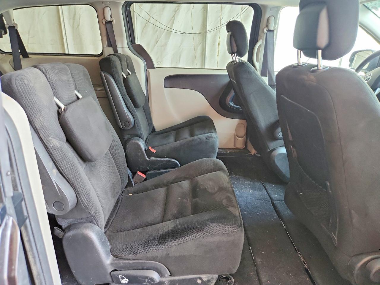 2017 Dodge Grand Caravan Se - zdjęcie 11