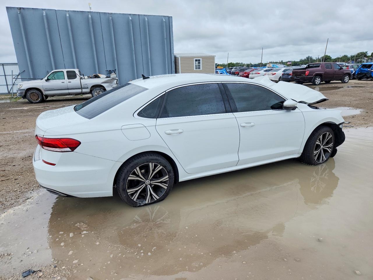 2021 Volkswagen Passat Se - zdjęcie 3