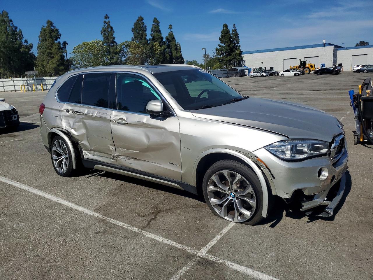 2015 BMW X5 - zdjęcie 4