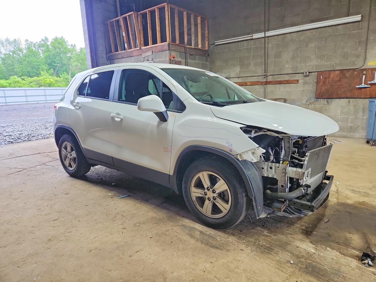 2020 Chevrolet Trax Ls - zdjęcie 4