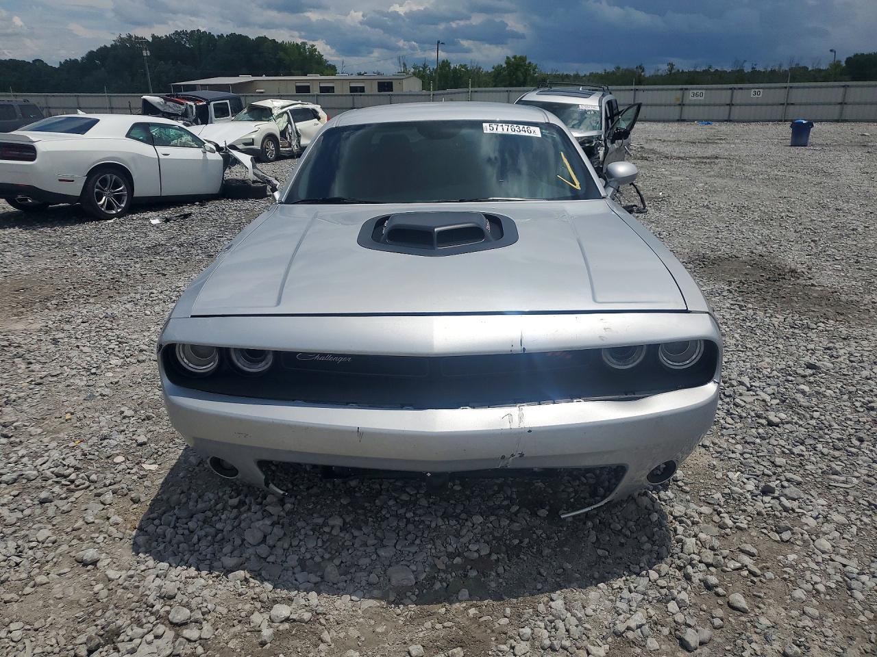 2021 Dodge Challenger R - zdjęcie 5
