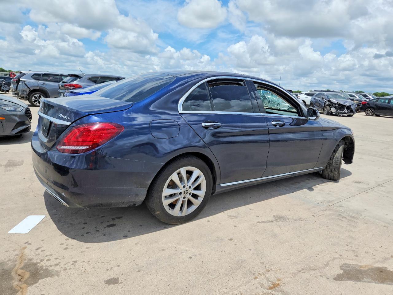 2019 Mercedes-Benz C 300 4Matic - zdjęcie 3