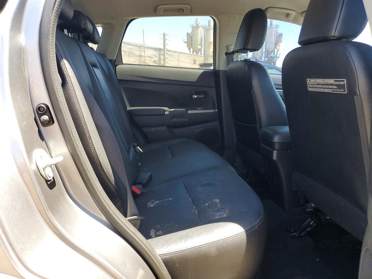 2018 Mitsubishi Outlander Sport Sel - zdjęcie 11
