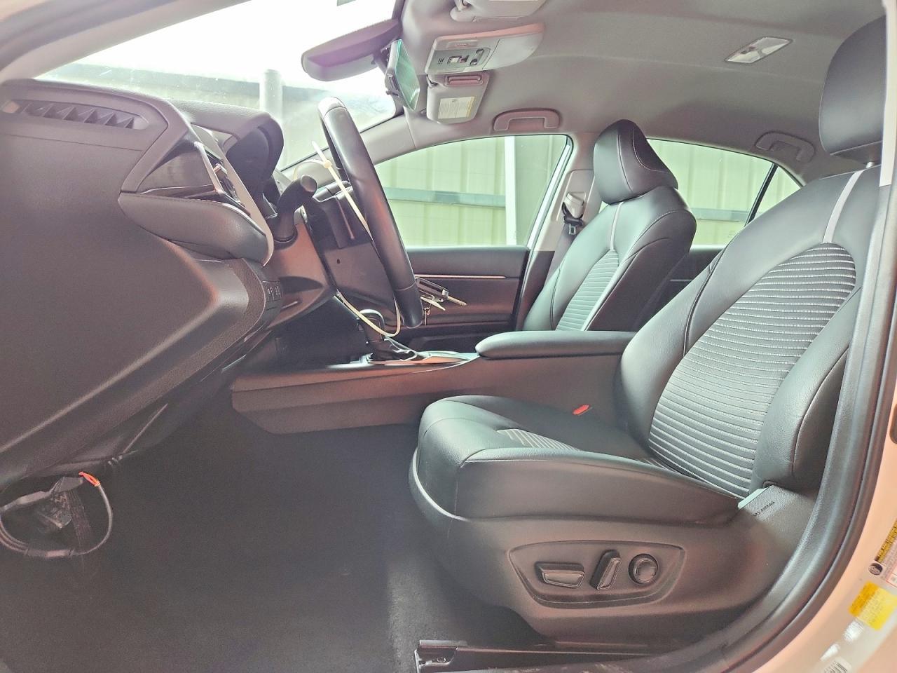 2022 Toyota Camry Se - zdjęcie 7
