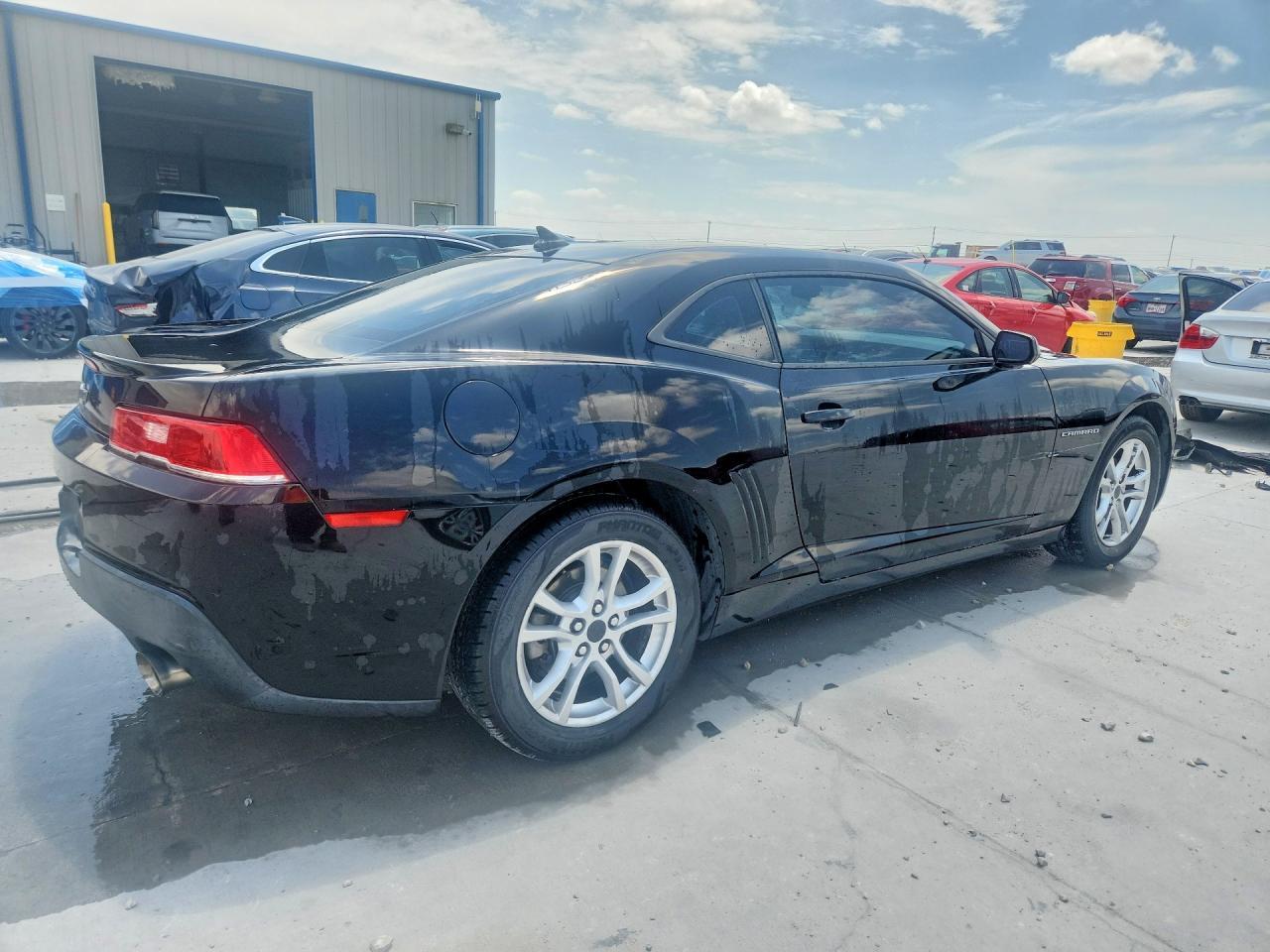 2015 Chevrolet Camaro Ls - zdjęcie 3