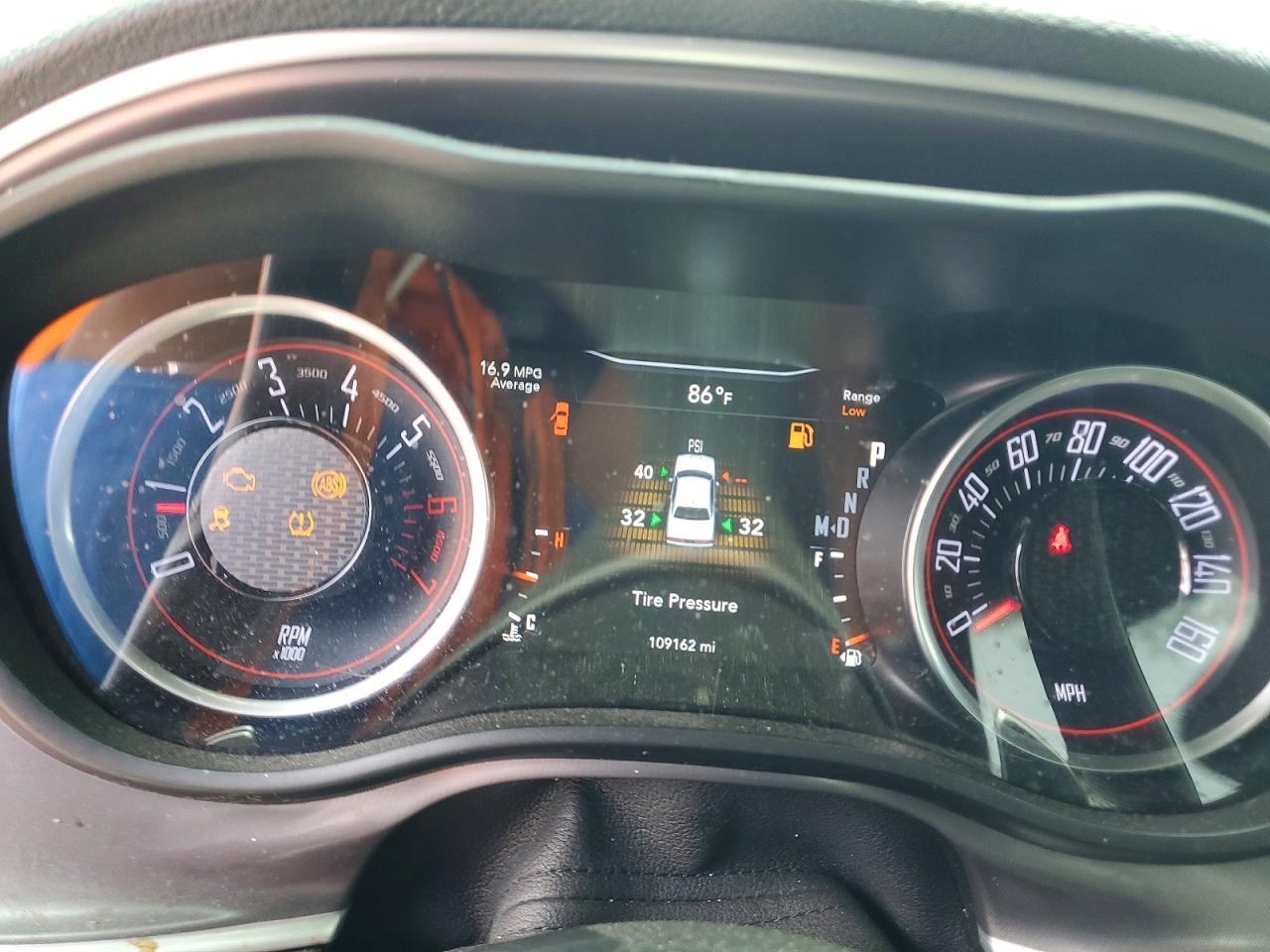 2021 Dodge Challenger R/T - zdjęcie 9