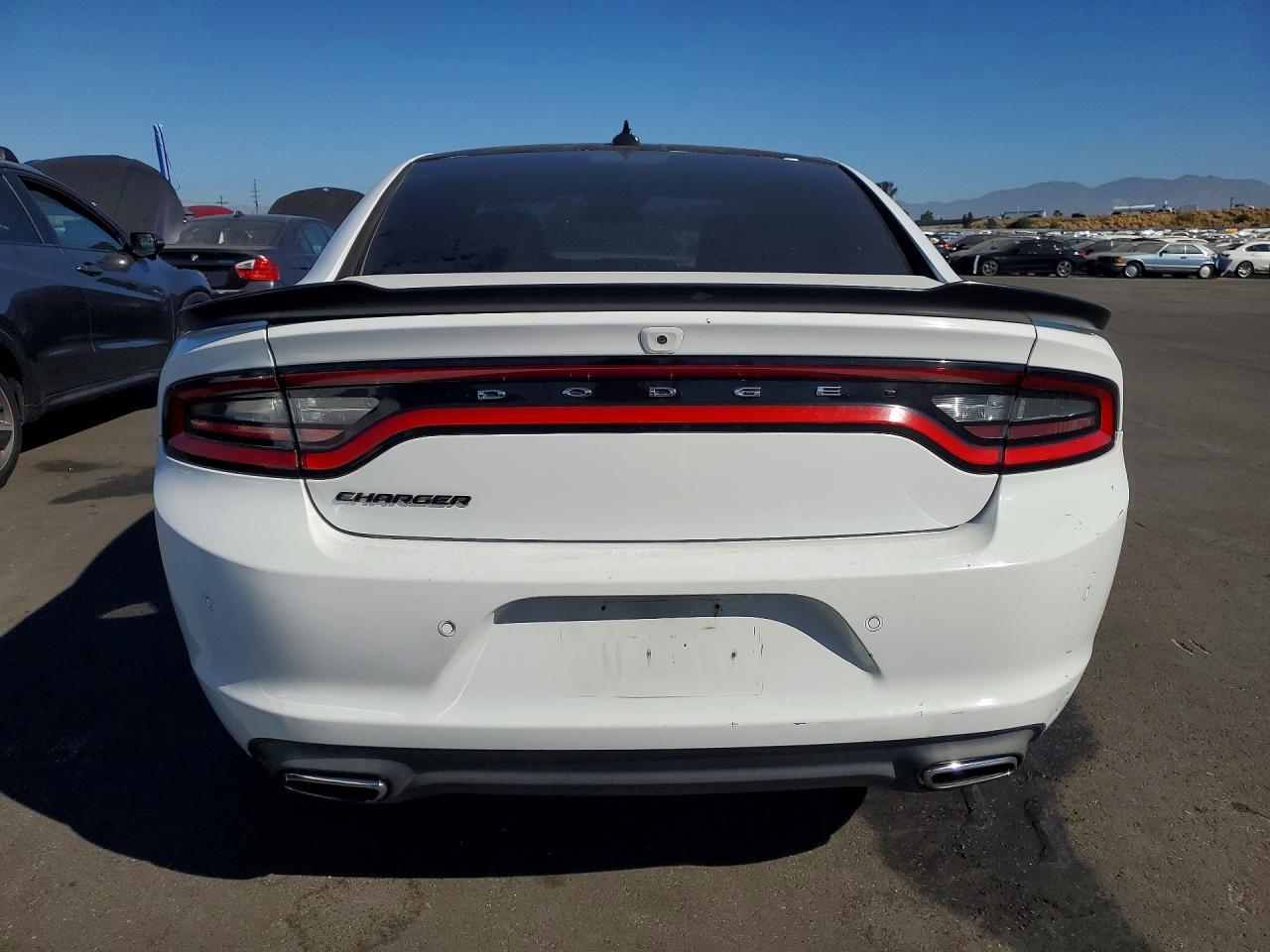 2016 Dodge Charger Sxt - zdjęcie 6