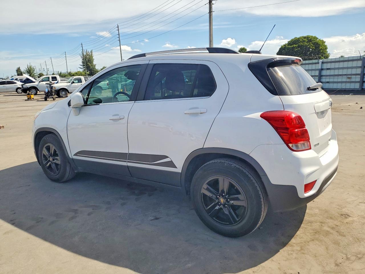 2019 Chevrolet Trax 1Lt - zdjęcie 2