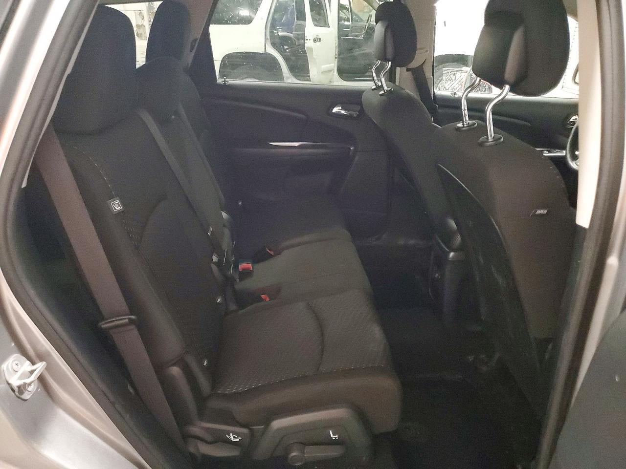 2017 Dodge Journey Sxt - zdjęcie 11