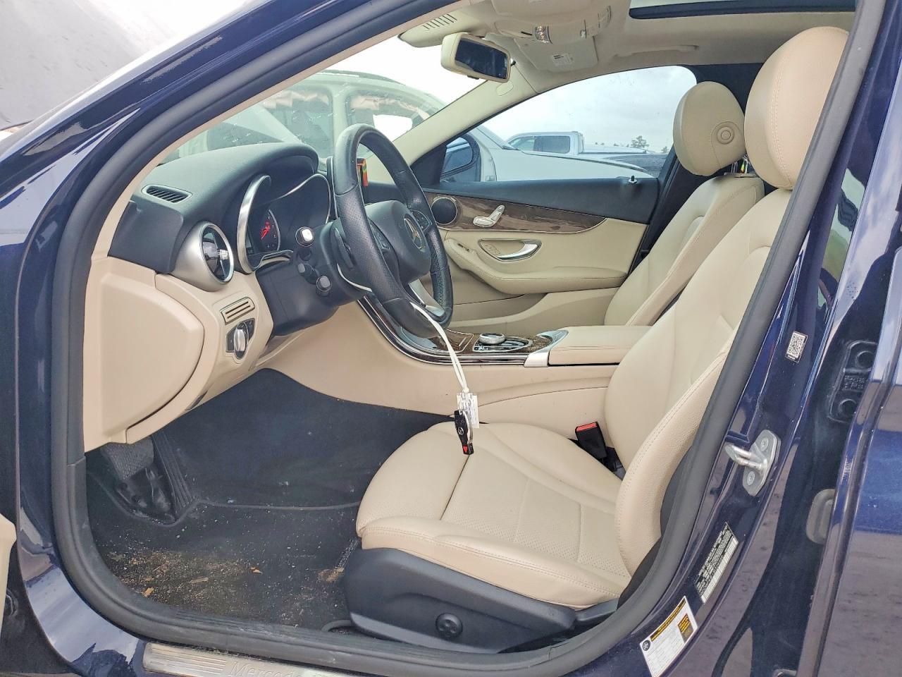 2018 Mercedes-Benz C 300 - zdjęcie 7