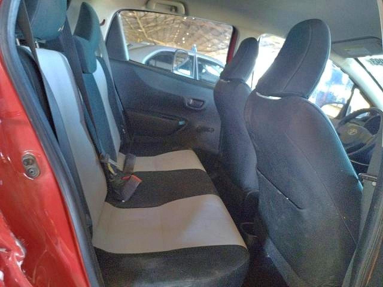 2014 Toyota Yaris - zdjęcie 10