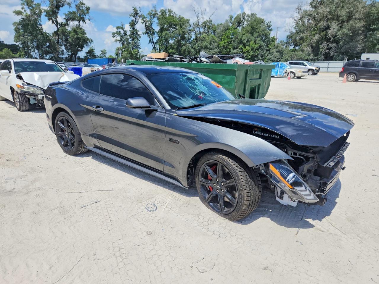 2020 Ford Mustang Gt - zdjęcie 4