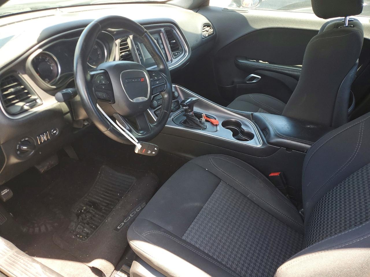 2017 Dodge Challenger Sxt - zdjęcie 7